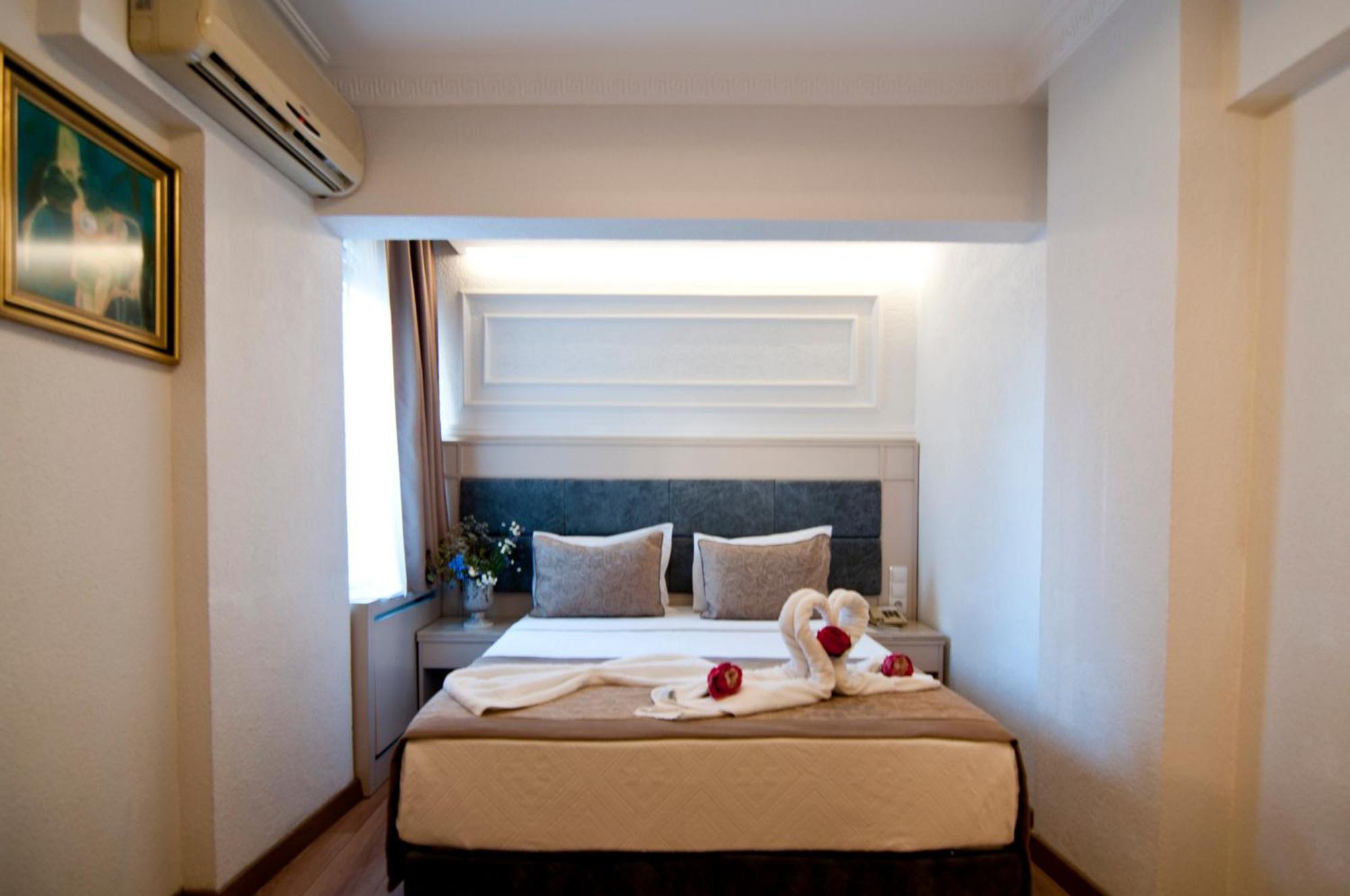 Royce Hotel Istambul Exterior foto