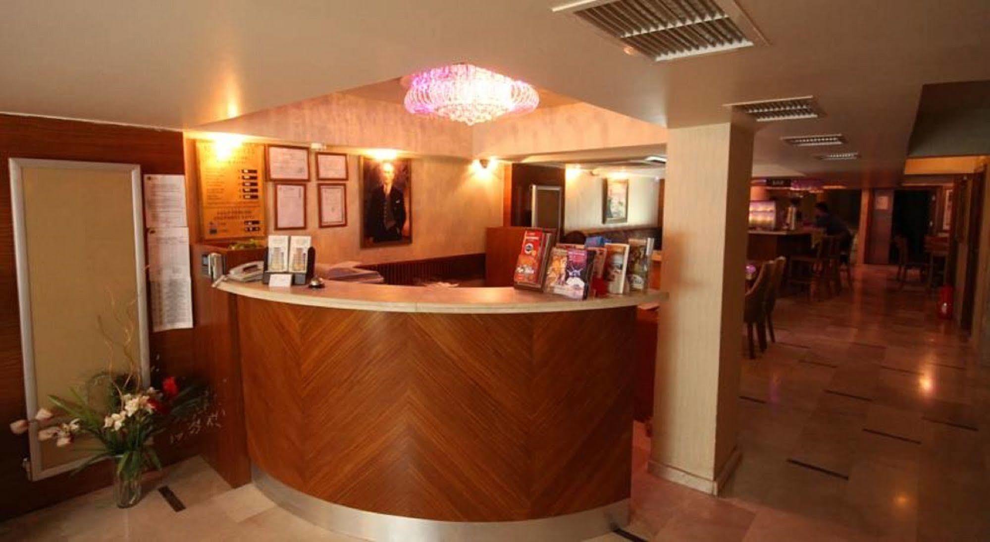 Royce Hotel Istambul Exterior foto